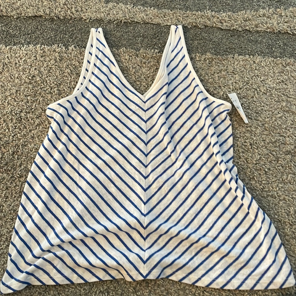 Women’s sleeveless top
